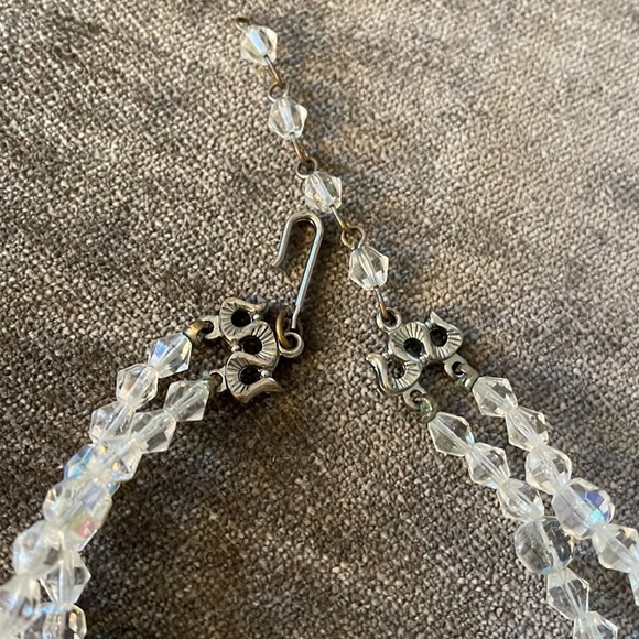 Vintage 1950’s Double Strand Aurora Borealis Necklace - Picture 2 of 3